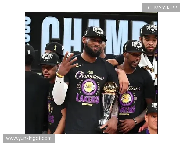 湖人队如何通过2024年中期交易引入关键轮换球员助阵詹姆斯