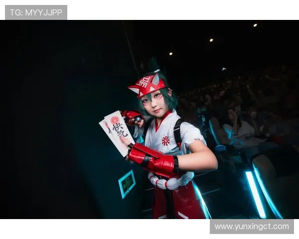 OW世界杯联名外套引领潮流风尚与赛场激情融合新篇章时尚热潮